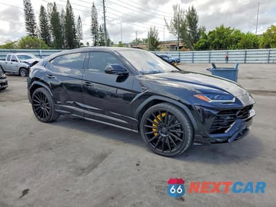 Czwarte zdjęcie samochodu z boku: 2020 LAMBORGHINI URUS VIN:ZPBUA1ZLXLLA09706 - miniatura