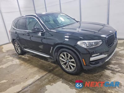Czwarte zdjęcie samochodu z boku: 2019 BMW X3 XDRIVE30I VIN:5UXTR9C52KLP89475 - miniatura