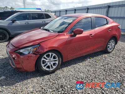 2016 SCION IA BASE 3MYDLBZV4GY113325 - główne zdjęcie licytacji z USA - miniatura