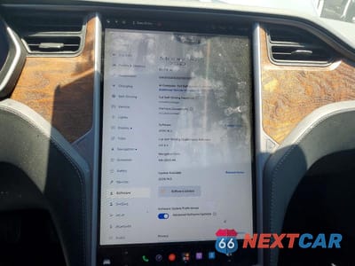 Zdjęcie 9 z 12 samochodu: 2018 TESLA MODEL S VIN:5YJSA1E28JF261207 - miniatura
