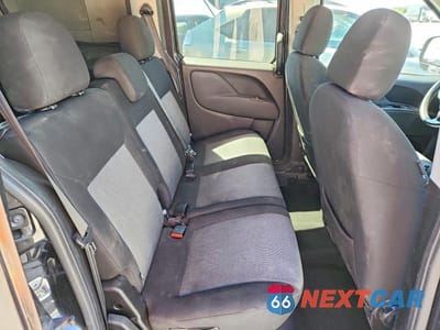 Zdjęcie 11 z 13 samochodu: 2017 RAM PROMASTER CITY SLT VIN:ZFBERFBBXH6F20864 - miniatura