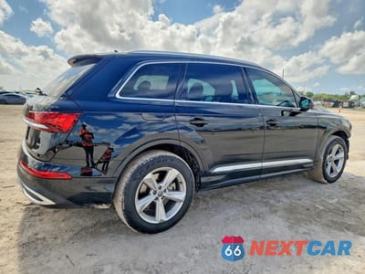 Trzecie zdjęcie samochodu z tyłu: 2020 AUDI Q7 PREMIUM VIN:WA1AJAF78LD010925 - miniatura