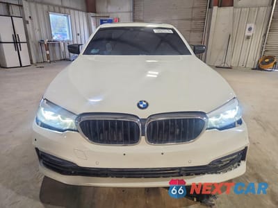 Piąte zdjęcie samochodu w środku: 2018 BMW 530 XI VIN:WBAJA7C55JWA74482 - miniatura