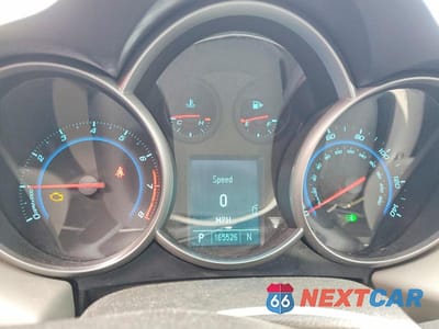 Zdjęcie 9 z 13 samochodu: 2011 CHEVROLET CRUZE LS VIN:1G1PC5SH8B7308347 - miniatura