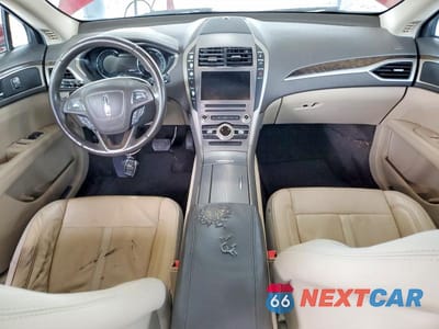Zdjęcie 8 z 12 samochodu: 2017 LINCOLN MKZ RESERVE VIN:3LN6L5E90HR635300 - miniatura
