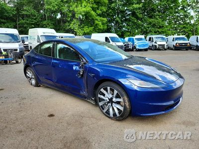 Czwarte zdjęcie samochodu z boku: 2025 TESLA MODEL 3 VIN:5YJ3E1EA6SF965889 - miniatura