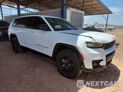 Czwarte zdjęcie samochodu z boku: 2024 JEEP GRAND CHEROKEE L LAREDO VIN:1C4RJKAGXR8546217 - miniatura