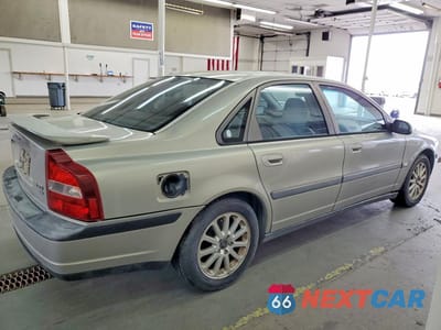 Trzecie zdjęcie samochodu z tyłu: 2001 VOLVO S80 VIN:YV1TS94D511185743 - miniatura