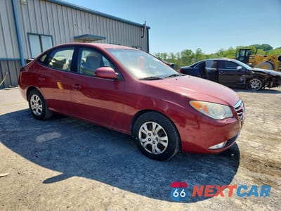 Czwarte zdjęcie samochodu z boku: 2010 HYUNDAI ELANTRA GLS VIN:KMHDU4AD4AU018957 - miniatura