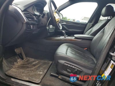 Zdjęcie 7 z 14 samochodu: 2017 BMW X5 XDRIVE35I VIN:5UXKR0C37H0V81561 - miniatura