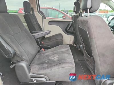 Zdjęcie 11 z 14 samochodu: 2011 DODGE GRAND CARAVAN MAINSTREET VIN:2D4RN3DG2BR729064 - miniatura