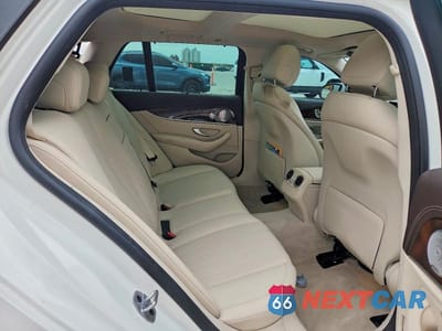 Zdjęcie 10 z 13 samochodu: 2020 MERCEDES-BENZ E 450 4MATIC VIN:W1KZH6JB4LA818757 - miniatura
