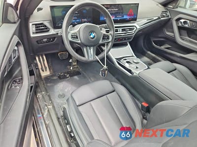 Zdjęcie 8 z 12 samochodu: 2024 BMW M240XI VIN:3MW53CM01R8E51544 - miniatura