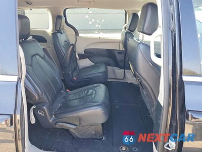 Zdjęcie 11 z 13 samochodu: 2018 CHRYSLER PACIFICA TOURING L VIN:2C4RC1BG2JR120727 - miniatura
