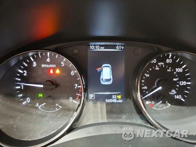 Zdjęcie 9 z 13 samochodu: 2017 NISSAN ROGUE SV VIN:KNMAT2MV9HP557215 - miniatura