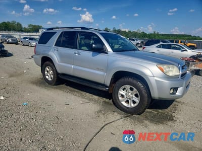 Czwarte zdjęcie samochodu z boku: 2006 TOYOTA 4RUNNER SR5 VIN:JTEBU14R360085450 - miniatura