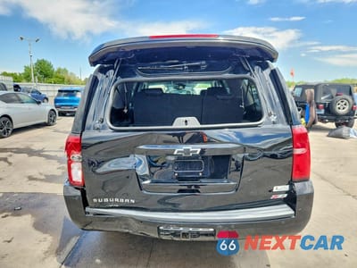 Zdjęcie 6 z 13 samochodu: 2018 CHEVROLET SUBURBAN K1500 LT VIN:1GNSKHKC2JR116992 - miniatura