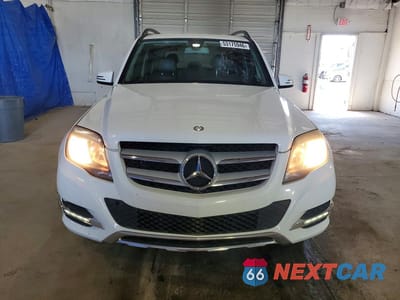 Piąte zdjęcie samochodu w środku: 2013 MERCEDES-BENZ GLK 350 4MATIC VIN:WDCGG8JB3DG021036 - miniatura