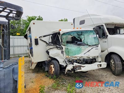 Czwarte zdjęcie samochodu z boku: 2014 ISUZU NRR VIN:JALE5W165E7300403 - miniatura