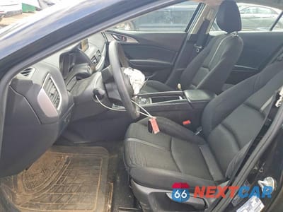 Zdjęcie 7 z 12 samochodu: 2017 MAZDA 3 SPORT VIN:3MZBN1U75HM153535 - miniatura