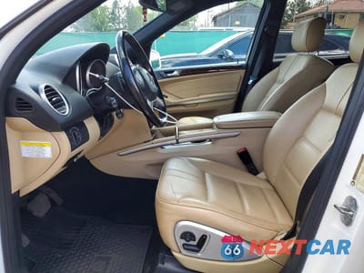 Zdjęcie 7 z 12 samochodu: 2011 MERCEDES-BENZ ML 350 BLUETEC VIN:4JGBB2FB6BA728115 - miniatura
