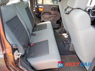 Zdjęcie 10 z 12 samochodu: 2009 JEEP WRANGLER UNLIMITED X VIN:1J4GA39189L752446 - miniatura