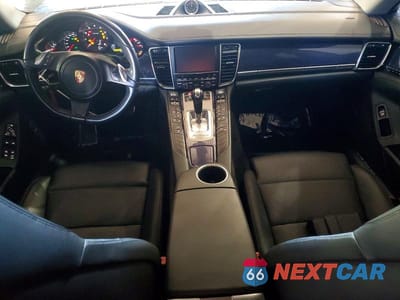Zdjęcie 8 z 12 samochodu: 2014 PORSCHE PANAMERA 2 VIN:WP0AA2A73EL005644 - miniatura