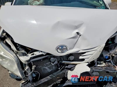 Zdjęcie 12 z 14 samochodu: 2015 TOYOTA SIENNA LE VIN:5TDKK3DC9FS570948 - miniatura