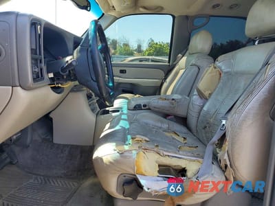 Zdjęcie 7 z 12 samochodu: 2002 CHEVROLET TAHOE K1500 VIN:1GNEK13Z92R139260 - miniatura