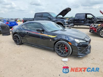 Czwarte zdjęcie samochodu z boku: 2019 TOYOTA 86 TRD SPECIAL EDITION VIN:JF1ZNAE19K9702029 - miniatura