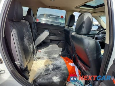 Zdjęcie 10 z 12 samochodu: 2017 MITSUBISHI OUTLANDER SE VIN:JA4AZ3A34HZ036280 - miniatura