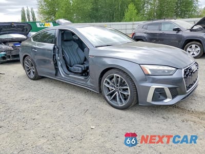 Czwarte zdjęcie samochodu z boku: 2023 AUDI A5 PREMIUM PLUS 45 VIN:WAUFACF56PA009864 - miniatura