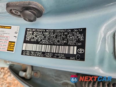 Zdjęcie 12 z 12 samochodu: 2014 TOYOTA PRIUS TWO VIN:JTDKN3DU7E1838973 - miniatura