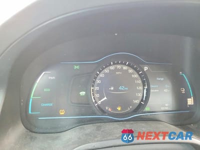 Zdjęcie 9 z 12 samochodu: 2018 HYUNDAI IONIQ LIMITED VIN:KMHC75LD8JU060957 - miniatura