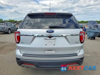 Zdjęcie 6 z 13 samochodu: 2019 FORD EXPLORER XLT VIN:1FM5K8D86KGB32703 - miniatura