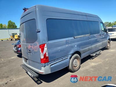 Trzecie zdjęcie samochodu z tyłu: 2019 MERCEDES BENZ SPRINTER 2500 VIN:WD4PF1CD1KT007385 - miniatura