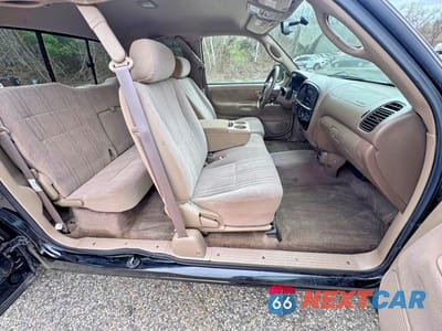 Piąte zdjęcie samochodu w środku: 2001 TOYOTA TUNDRA SR5 VIN:5TBRT34181S200036 - miniatura