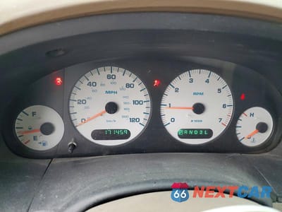Zdjęcie 9 z 13 samochodu: 2002 DODGE GRAND CARAVAN SPORT VIN:2B4GP44332R515909 - miniatura