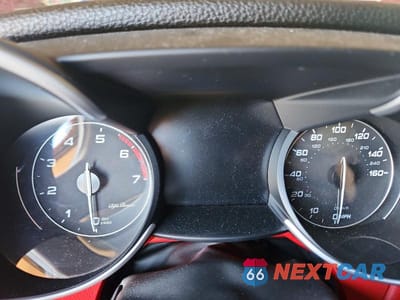 Zdjęcie 9 z 12 samochodu: 2019 ALFA ROMEO GIULIA TI VIN:ZARFAMBN2K7600882 - miniatura
