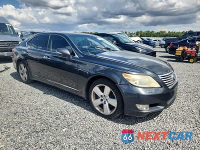 Czwarte zdjęcie samochodu z boku: 2011 LEXUS LS 460 VIN:JTHBL5EF7B5105505 - miniatura