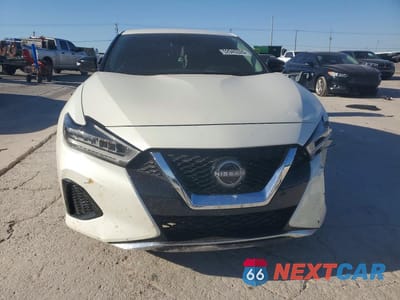 Piąte zdjęcie samochodu w środku: 2023 NISSAN MAXIMA SV VIN:1N4AA6CV4PC503752 - miniatura