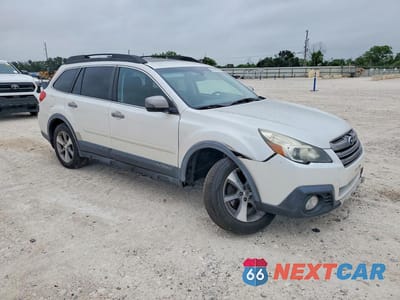 Czwarte zdjęcie samochodu z boku: 2014 SUBARU OUTBACK 2.5I LIMITED VIN:4S4BRCPC2E3245819 - miniatura