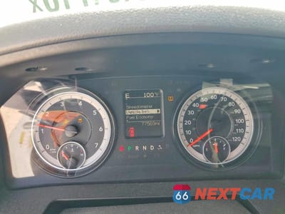 Zdjęcie 9 z 12 samochodu: 2019 RAM 1500 CLASSIC TRADESMAN VIN:3C6JR6DT7KG674556 - miniatura