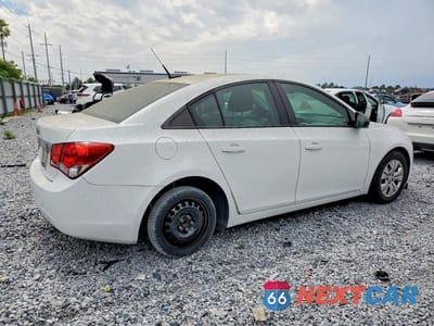 Trzecie zdjęcie samochodu z tyłu: 2014 CHEVROLET CRUZE LS VIN:1G1PA5SH3E7229470 - miniatura