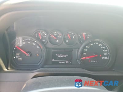 Zdjęcie 9 z 12 samochodu: 2023 CHEVROLET SILVERADO C1500 VIN:1GCRAAEK1PZ256657 - miniatura