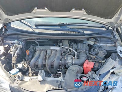 Zdjęcie 12 z 13 samochodu: 2016 HONDA FIT EX VIN:JHMGK5H72GX042127 - miniatura