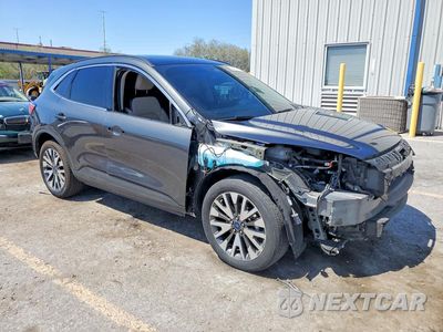 Czwarte zdjęcie samochodu z boku: 2020 FORD ESCAPE TITANIUM VIN:1FMCU9J9XLUA39481 - miniatura