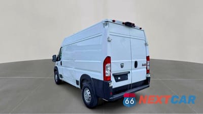 Trzecie zdjęcie samochodu z tyłu: 2019 RAM PROMASTER 2500 2500 HIGH VIN:3C6TRVCG7KE562875 - miniatura