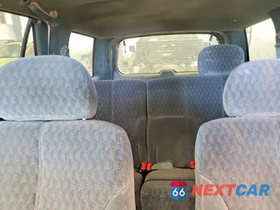 Zdjęcie 10 z 14 samochodu: 2000 GMC JIMMY / ENVOY VIN:1GKDT13W8Y2231263 - miniatura