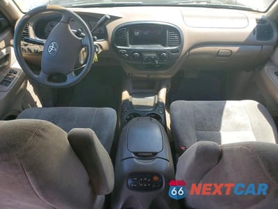 Zdjęcie 8 z 13 samochodu: 2004 TOYOTA SEQUOIA SR5 VIN:5TDZT34A84S233985 - miniatura